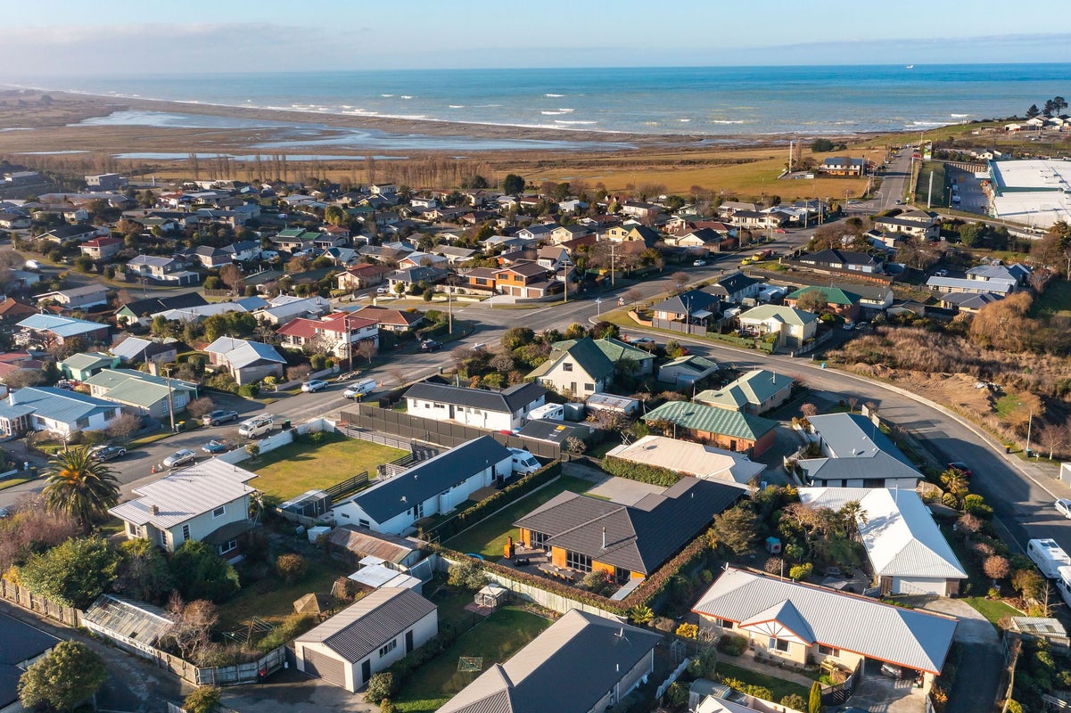 24 Jellicoe Street, Oceanview, Timaru - Carousel 26