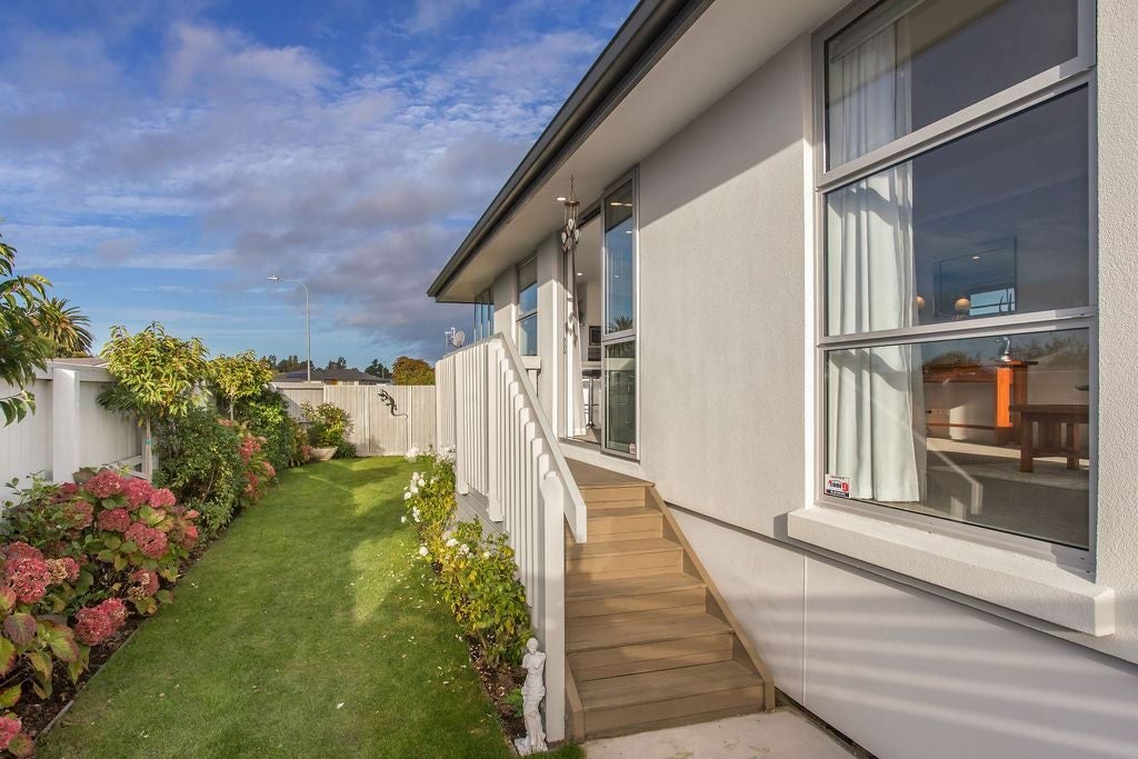 1/34 Niven Street, Avondale, Christchurch - Carousel 2
