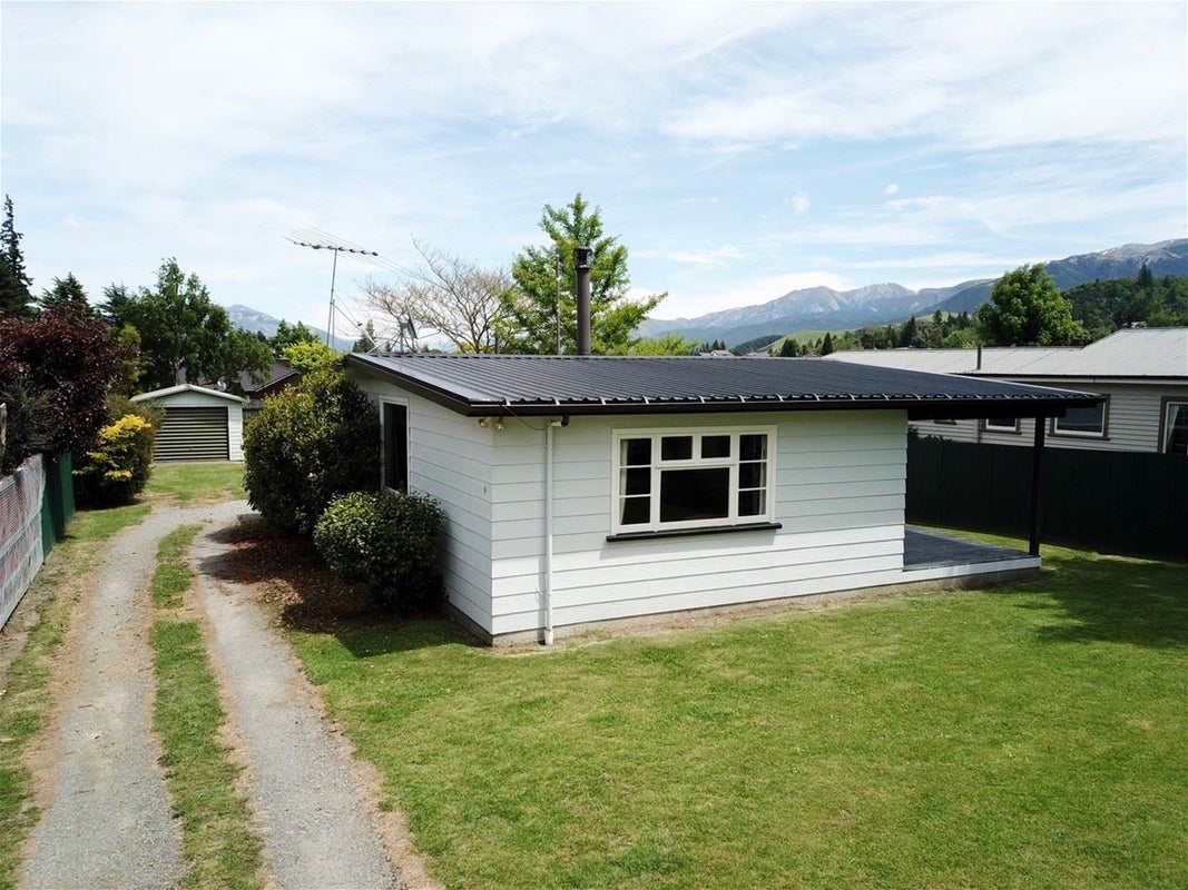 4 Bristol Street, Hanmer Springs, Hanmer Springs - Carousel 1