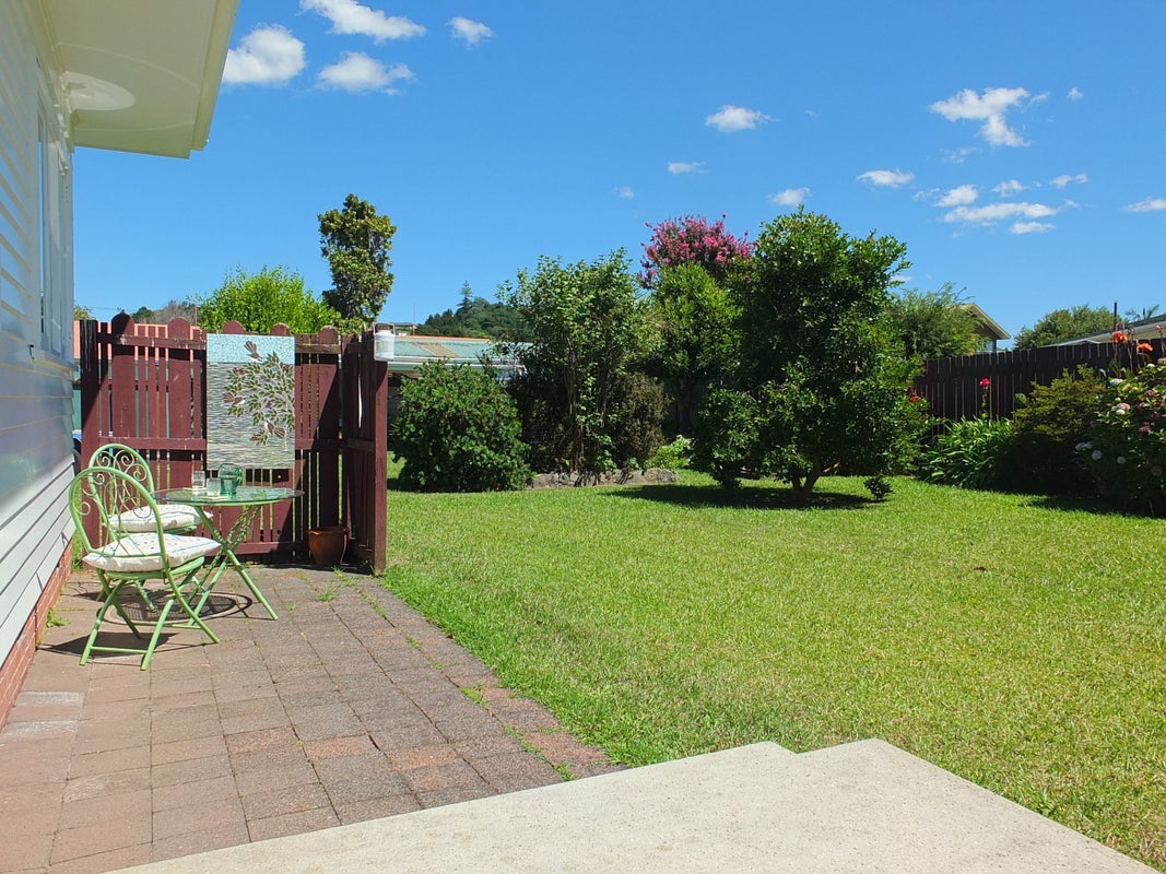 4 Hailes Road, Kamo, Whangarei - Carousel 1