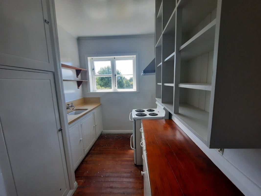 1/31 Hanlon Crescent, Narrow Neck, Auckland - Carousel 2