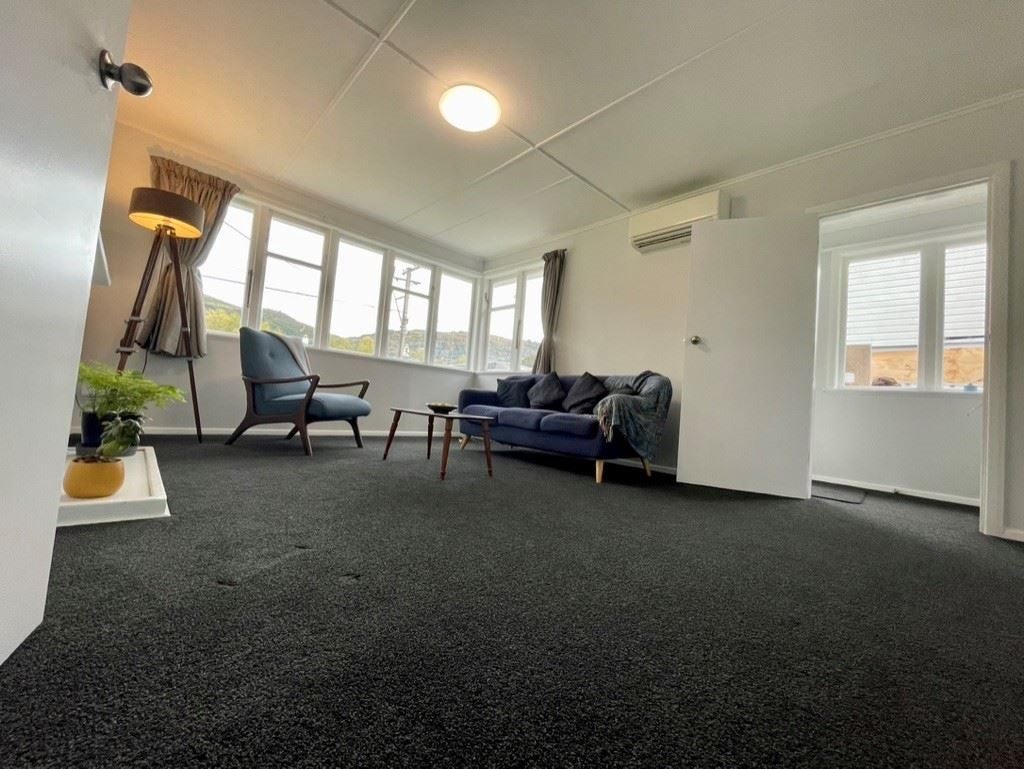 1207 Taita Drive, Taita, Lower Hutt - Carousel 2