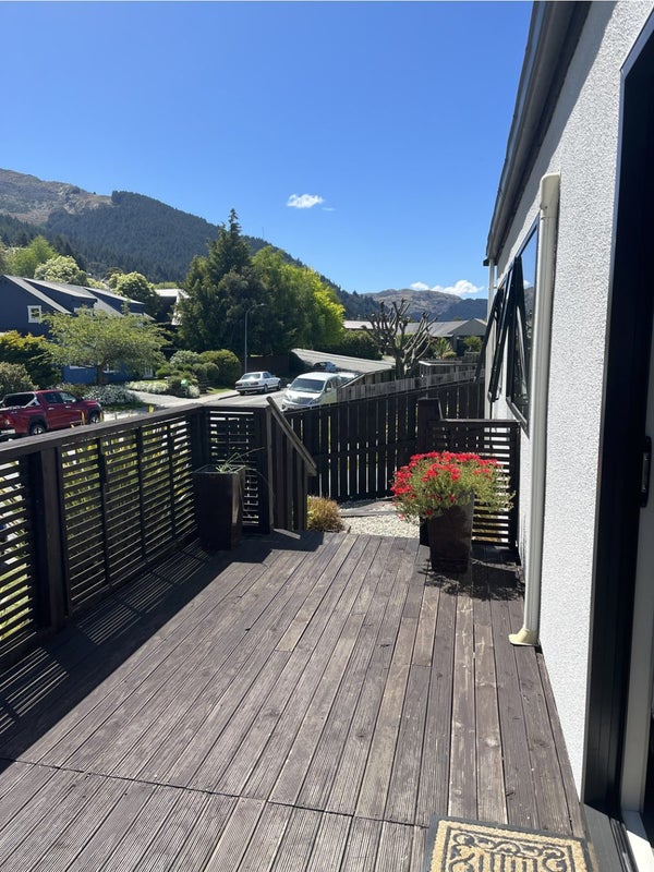 6A Watts Road, Fernhill, Queenstown - Carousel 1