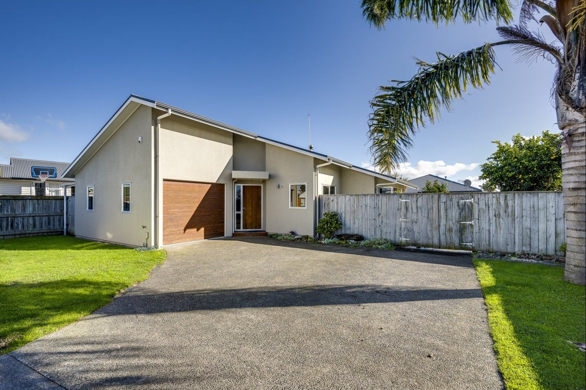 114 Hapuku Street, Frimley, Hastings - Carousel 1