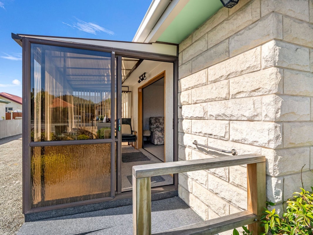 439 Thames Highway, Oamaru North, Oamaru - Carousel 2