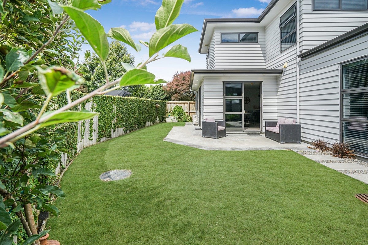 2/646 River Road, Chartwell, Hamilton - Carousel 1