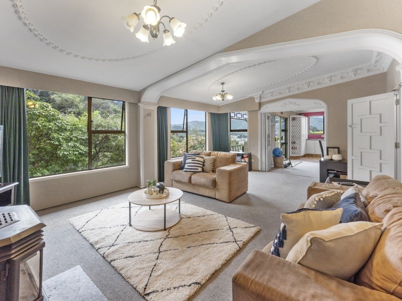 5 Vermont Grove, Wainuiomata, Lower Hutt - Carousel 2