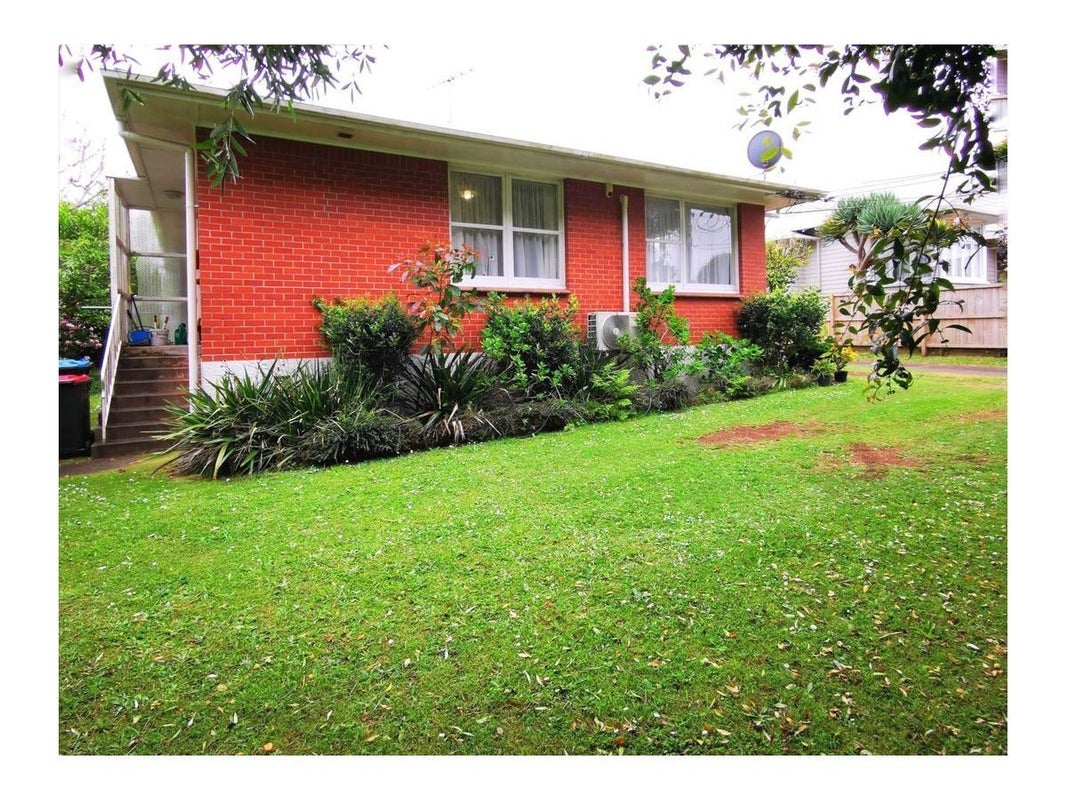1/39 Pah Road, Epsom, Auckland - Carousel 7