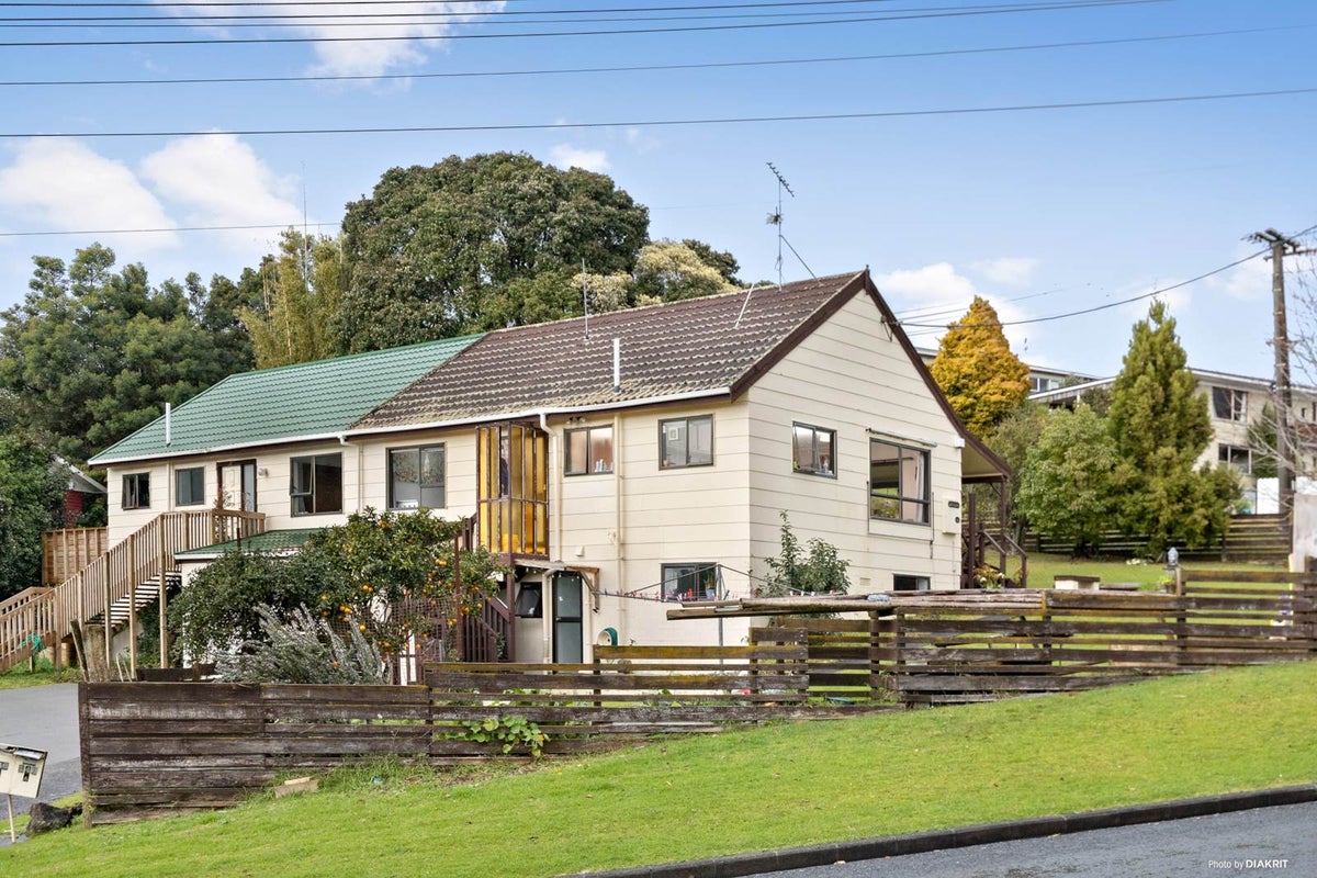1/146 Stredwick Drive, Torbay, Auckland - Carousel 1