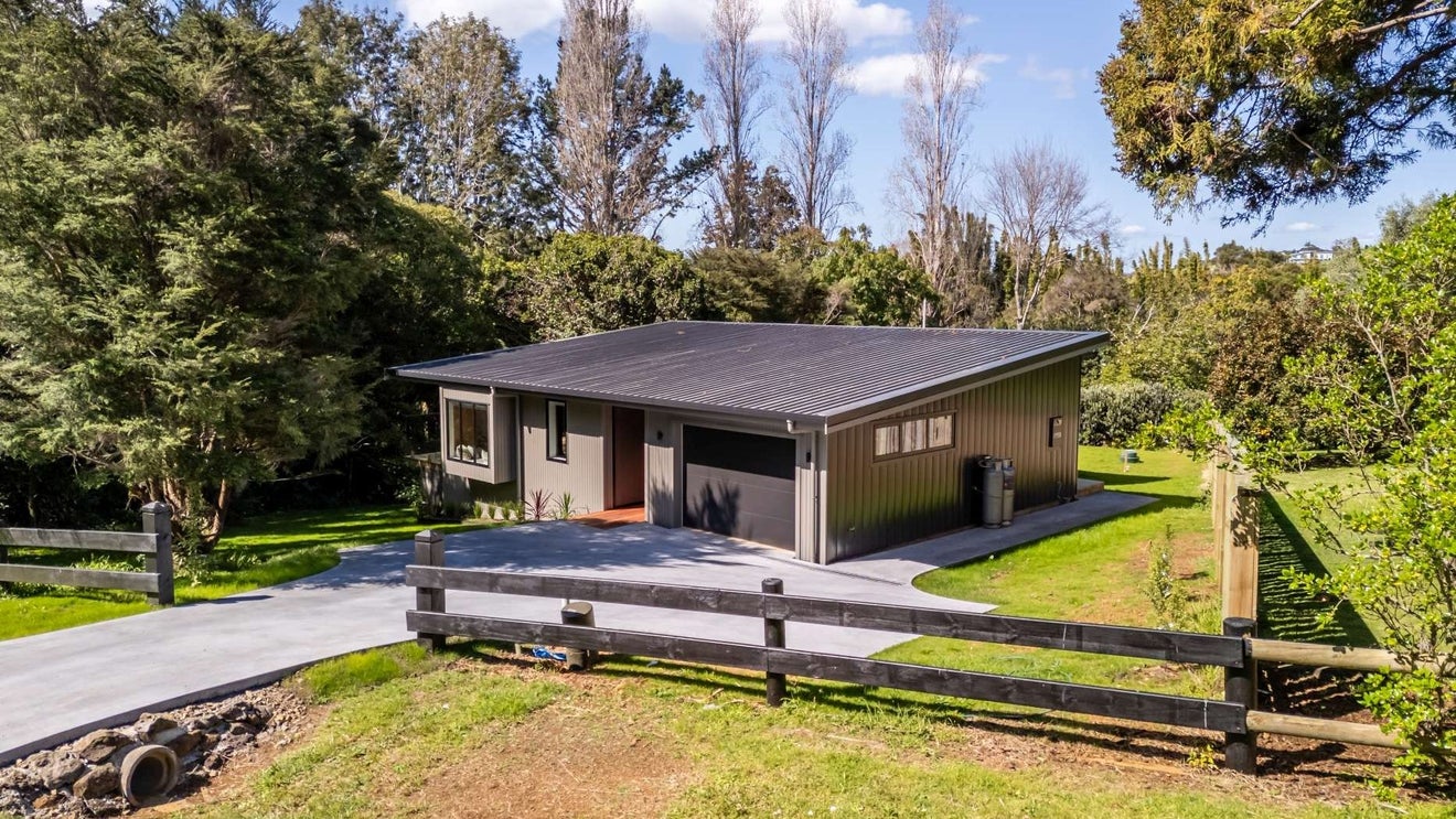 2B Tui Place, Kerikeri, Kerikeri - Carousel 1