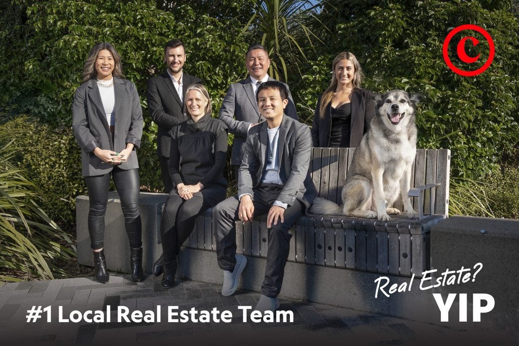 2 Griffiths Grove, Newlands, Wellington - Carousel 20