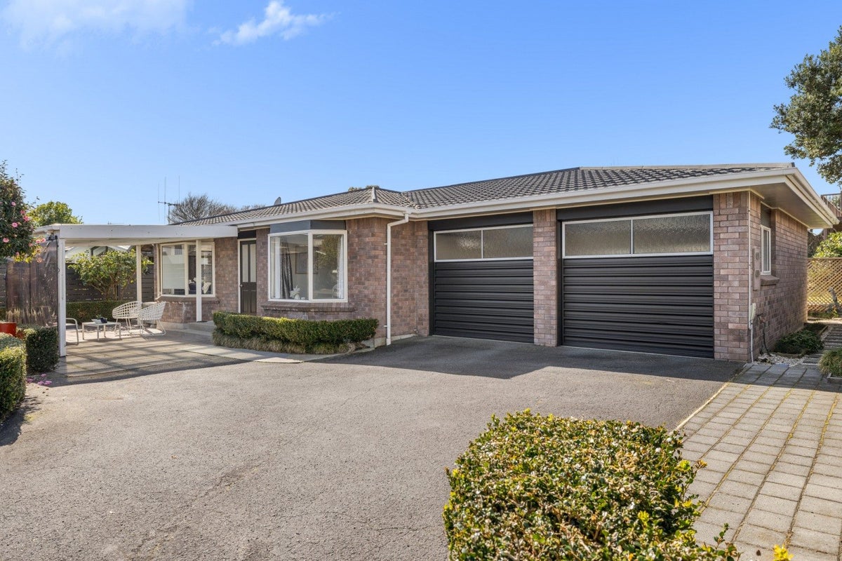 54B Goods Road, Otumoetai, Tauranga - Carousel 1
