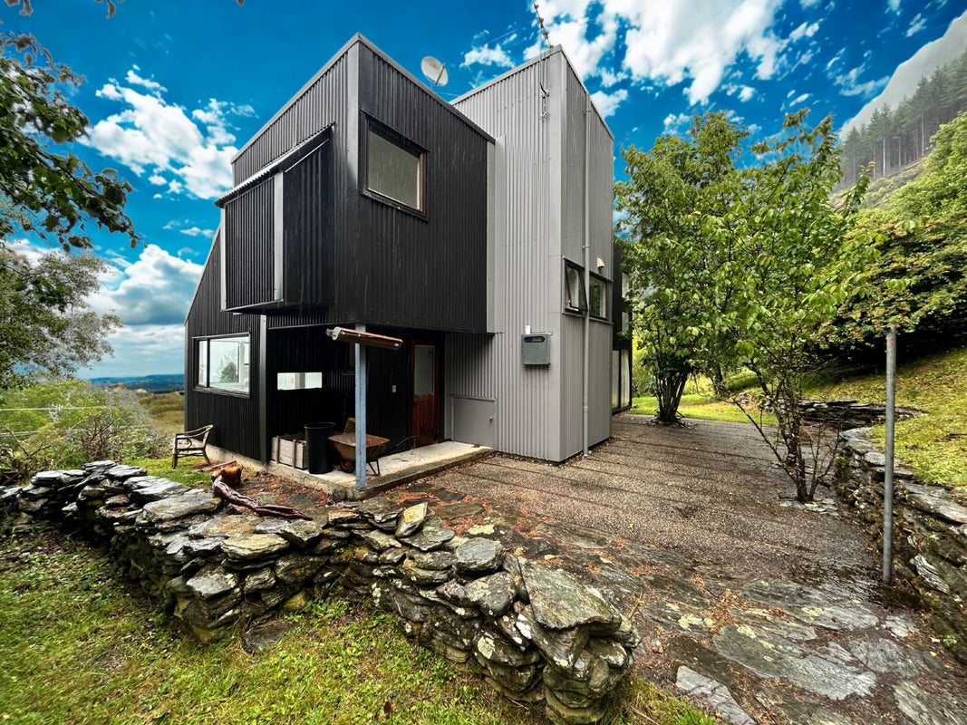 39 Arawata Terrace, Fernhill, Queenstown - Carousel 14