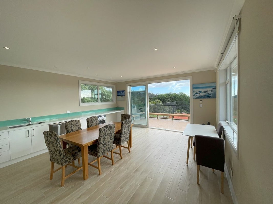 58 Chateau Rise, Flat Bush, Auckland - Carousel 1