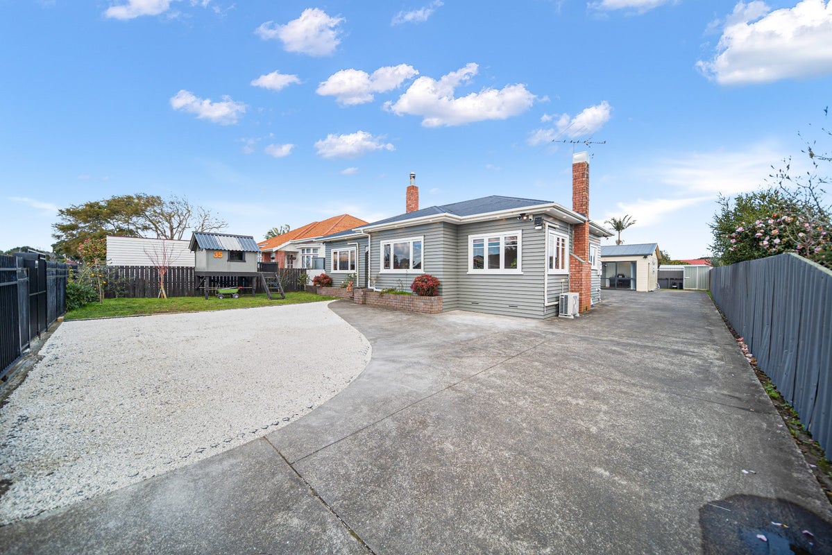 35 Wilmay Avenue, Papatoetoe, Auckland - Carousel 2