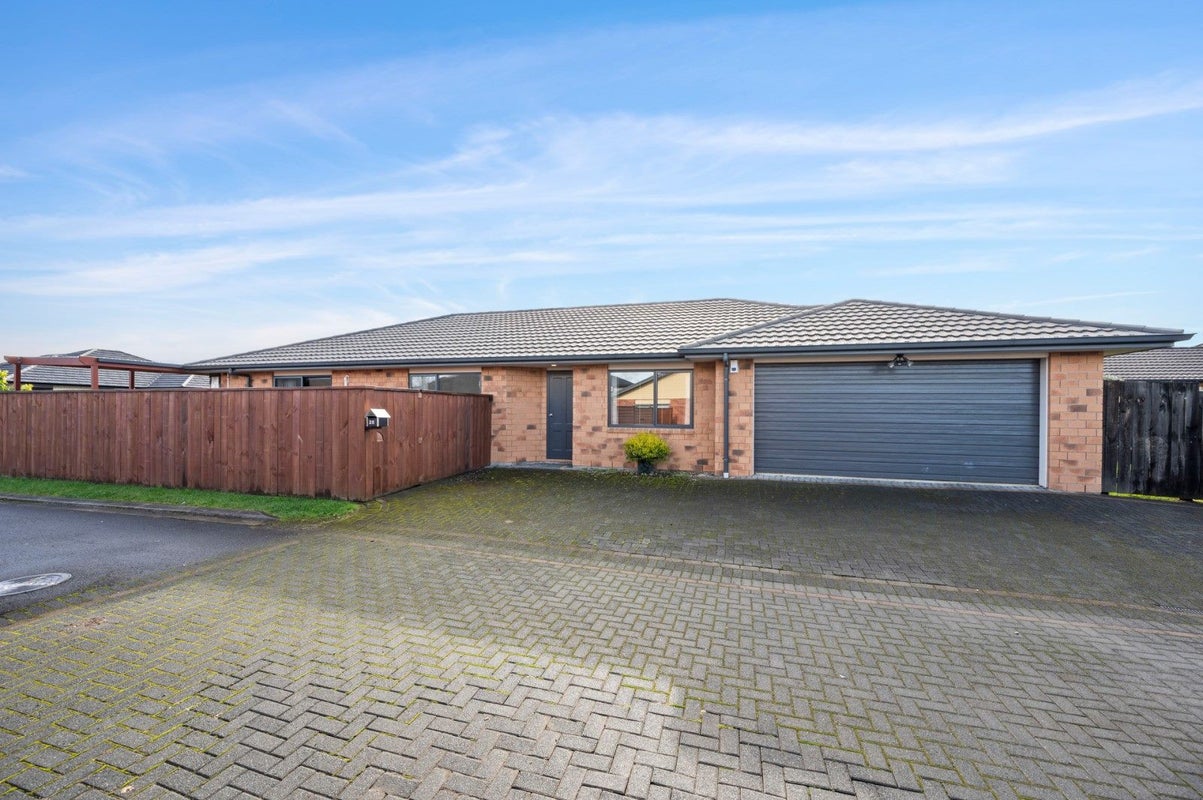 26 Carroll Place, Owhata, Rotorua - Carousel 1