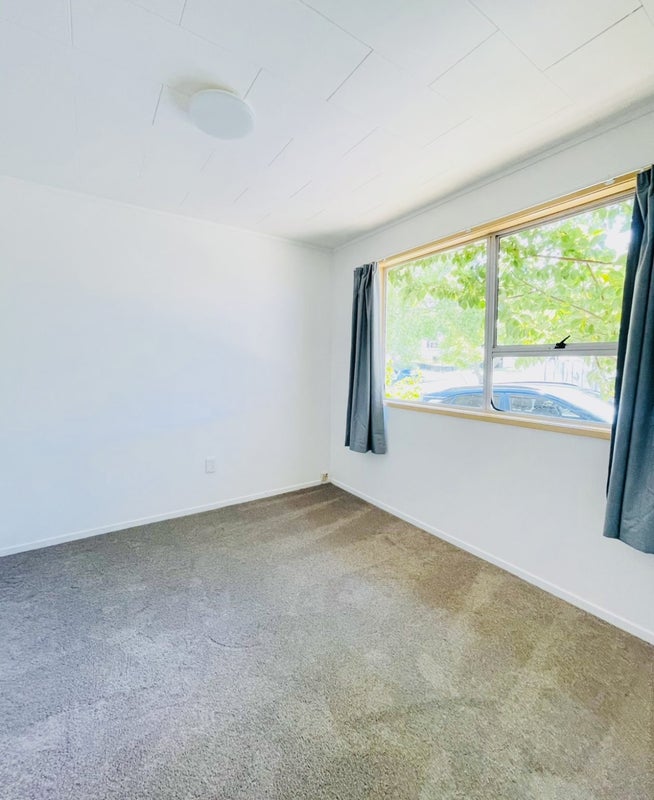 32 Blanche Way, Half Moon Bay, Auckland - Carousel 2