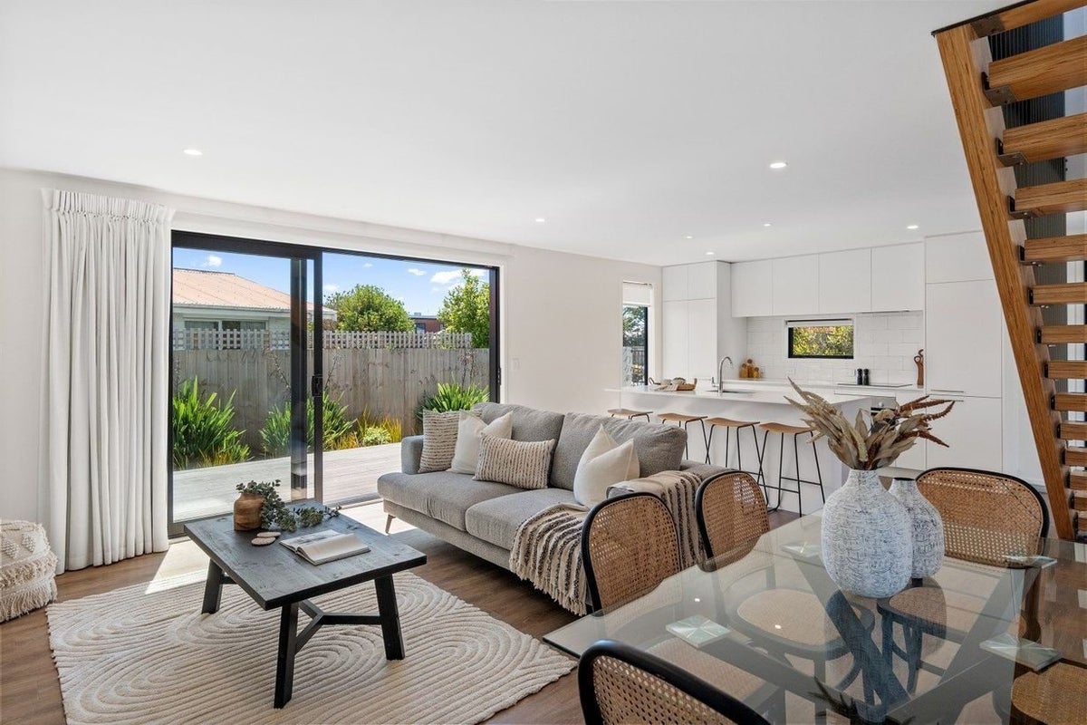 1/45 Division Street, Riccarton, Christchurch - Carousel 2