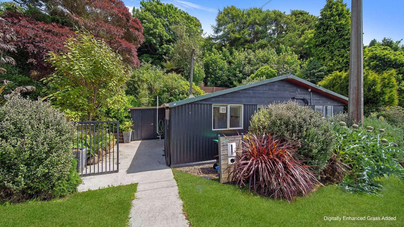 8 Finch Street, Saint Leonards, Dunedin - Carousel 1