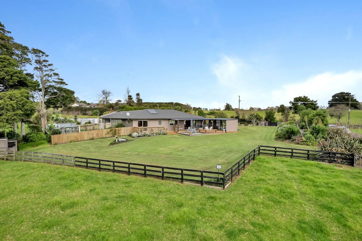 82 Hodge Road, Whangarei - Carousel 2
