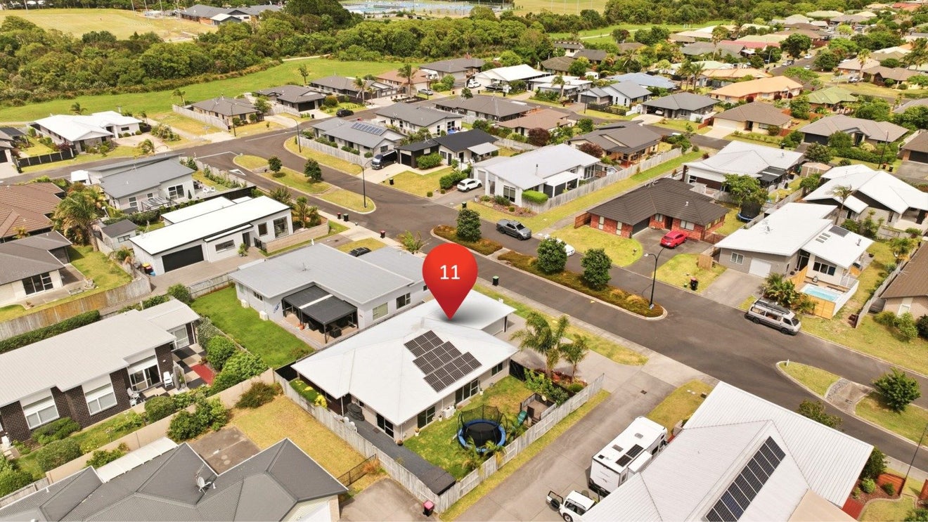 11 Coutts Street, Papamoa Beach, Papamoa - Carousel 37