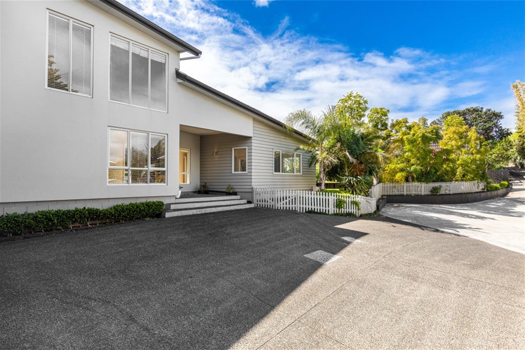 30C Marine Parade, Mellons Bay, Auckland - Carousel 2