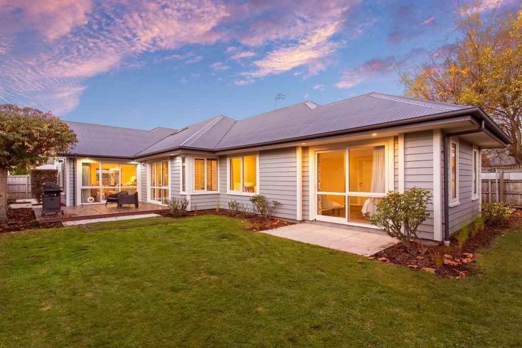 17 Walnut Avenue, Strowan, Christchurch - Carousel 17