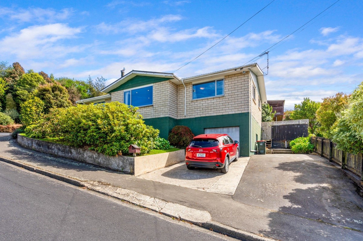 4 Springdon Avenue, Sawyers Bay, Port Chalmers - Carousel 2