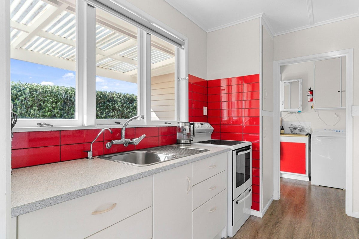 14 Kelly Street, Dargaville - Carousel 2