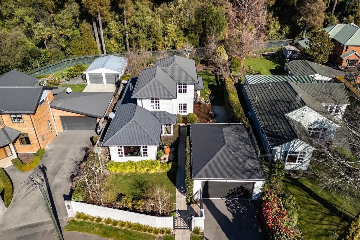 15 Ngahere Street, Fendalton, Christchurch - Carousel 17
