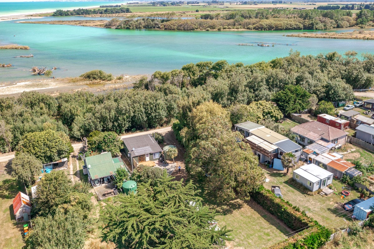9 Stopbank Road, Milford - Carousel 37