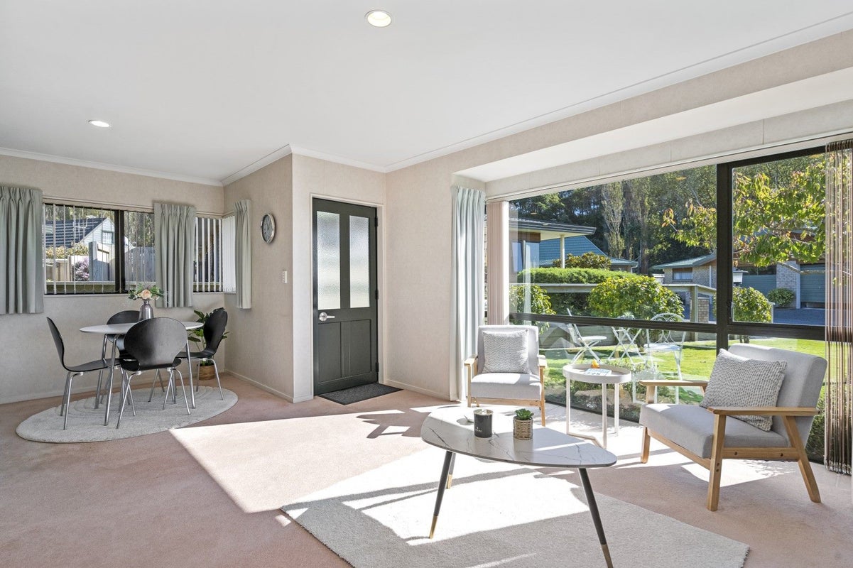 26/42 Main Road, Tawa, Wellington - Carousel 2