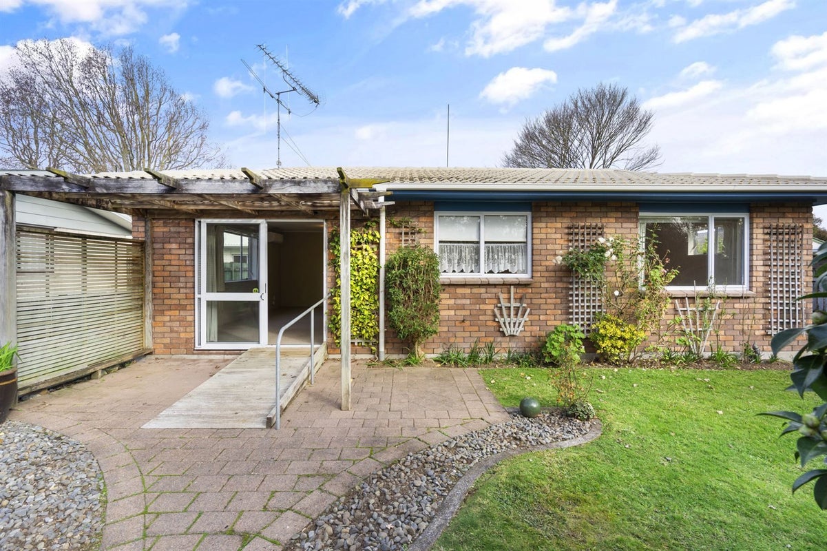 58A Moore Street, Leamington, Cambridge - Carousel 2