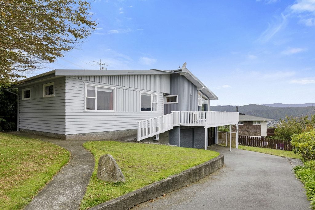 106 Tirohanga Road, Tirohanga, Lower Hutt - Carousel 2