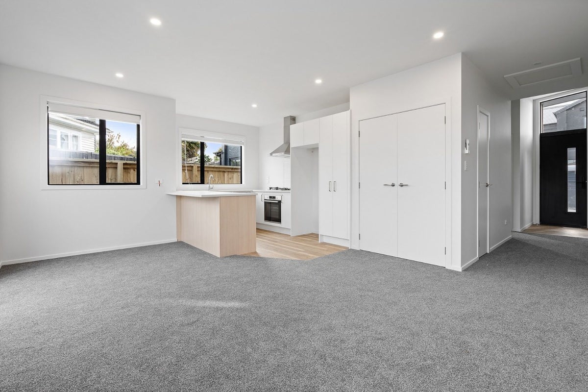 5/201 Te Rapa Road, Beerescourt, Hamilton - Carousel 1