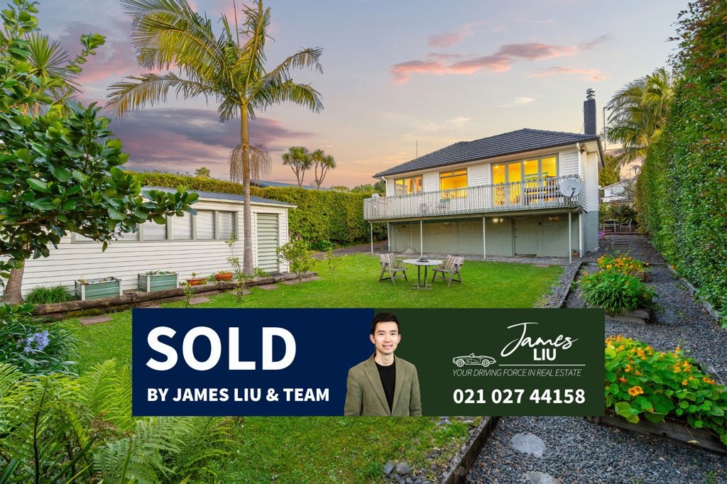 12 Linwood Avenue, Forrest Hill, Auckland - Carousel 1
