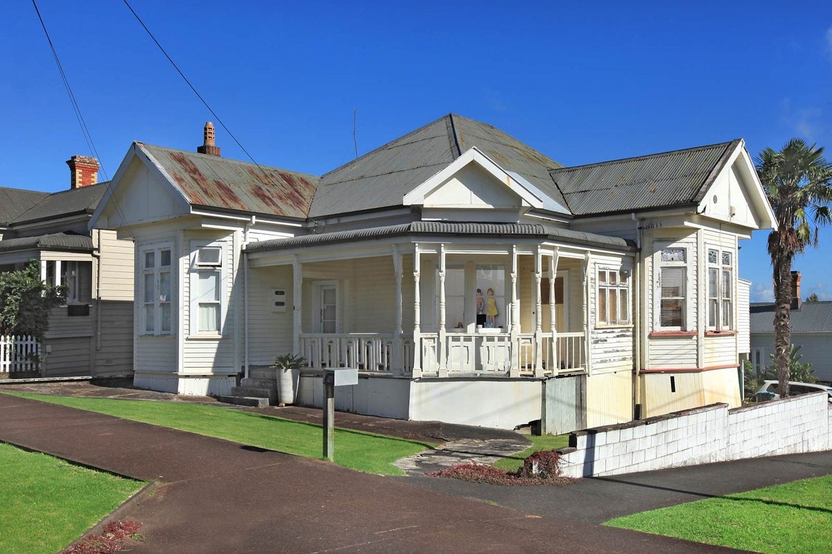 125 Crummer Road, Grey Lynn, Auckland - Carousel 1