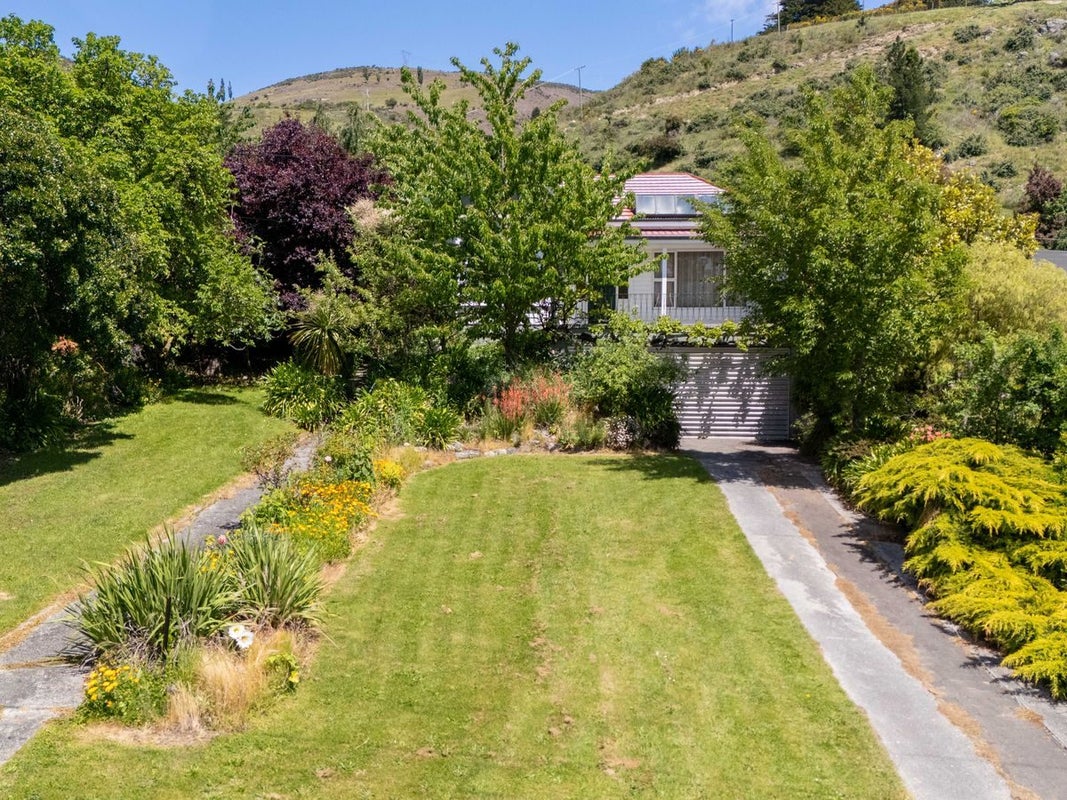 35 Scotland Street, Roxburgh, Roxburgh - Carousel 1