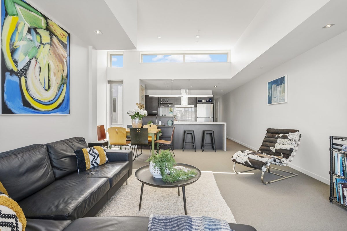 8G/10 Lorne Street, Te Aro, Wellington - Carousel 1