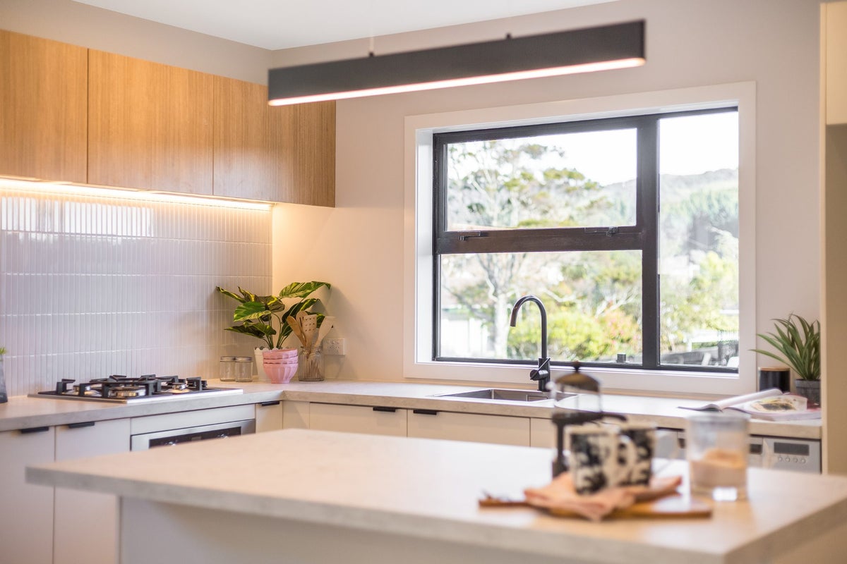 3/24 Bull Avenue, Wainuiomata, Lower Hutt - Carousel 1