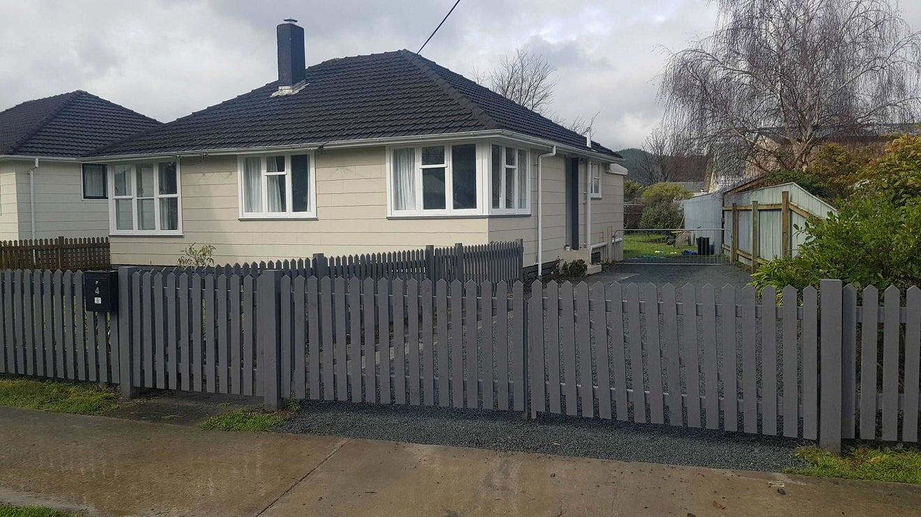 4 Ngata Grove, Trentham, Upper Hutt - Carousel 1