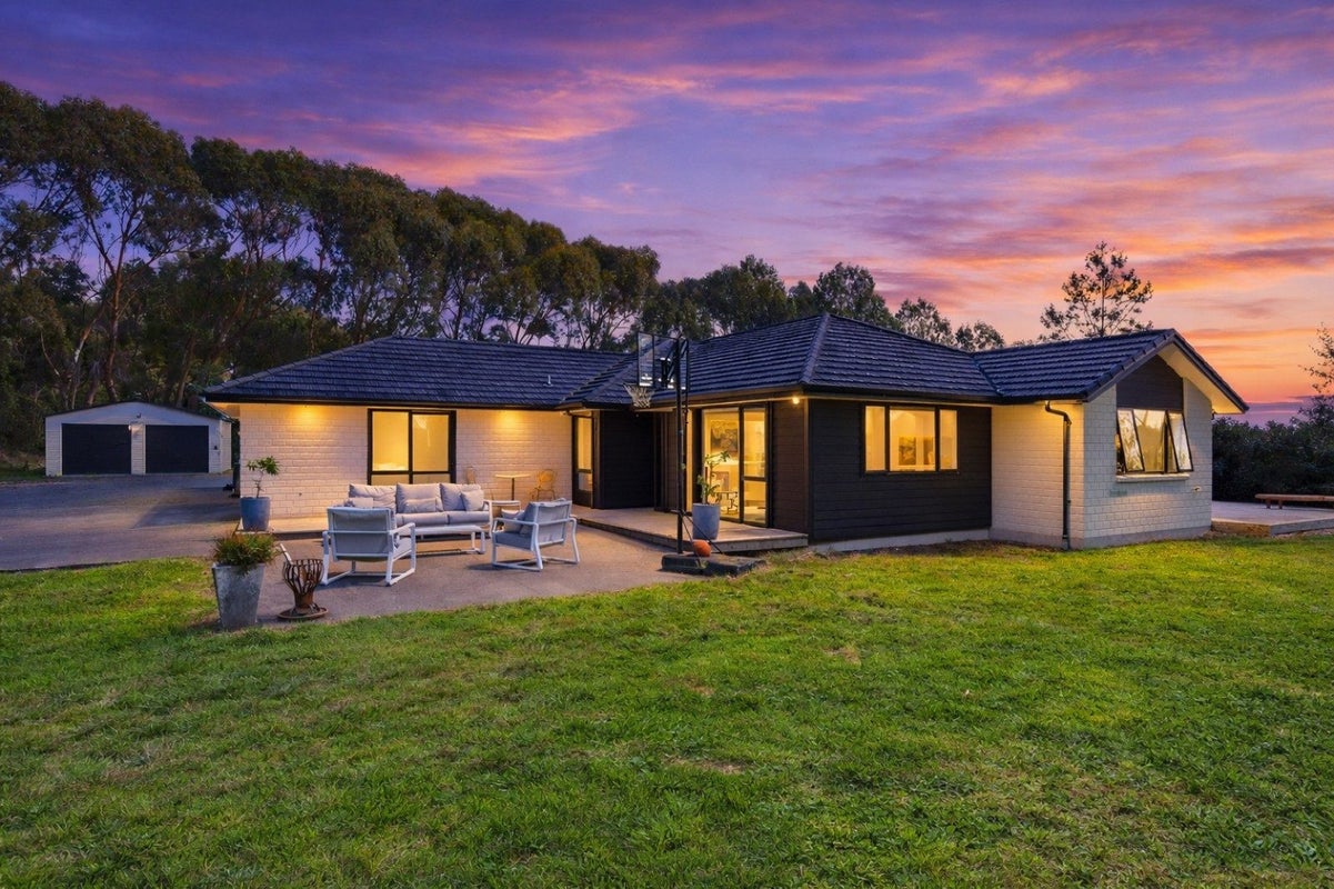 6 HADFIELD Road, Peka Peka, Waikanae - Carousel 50