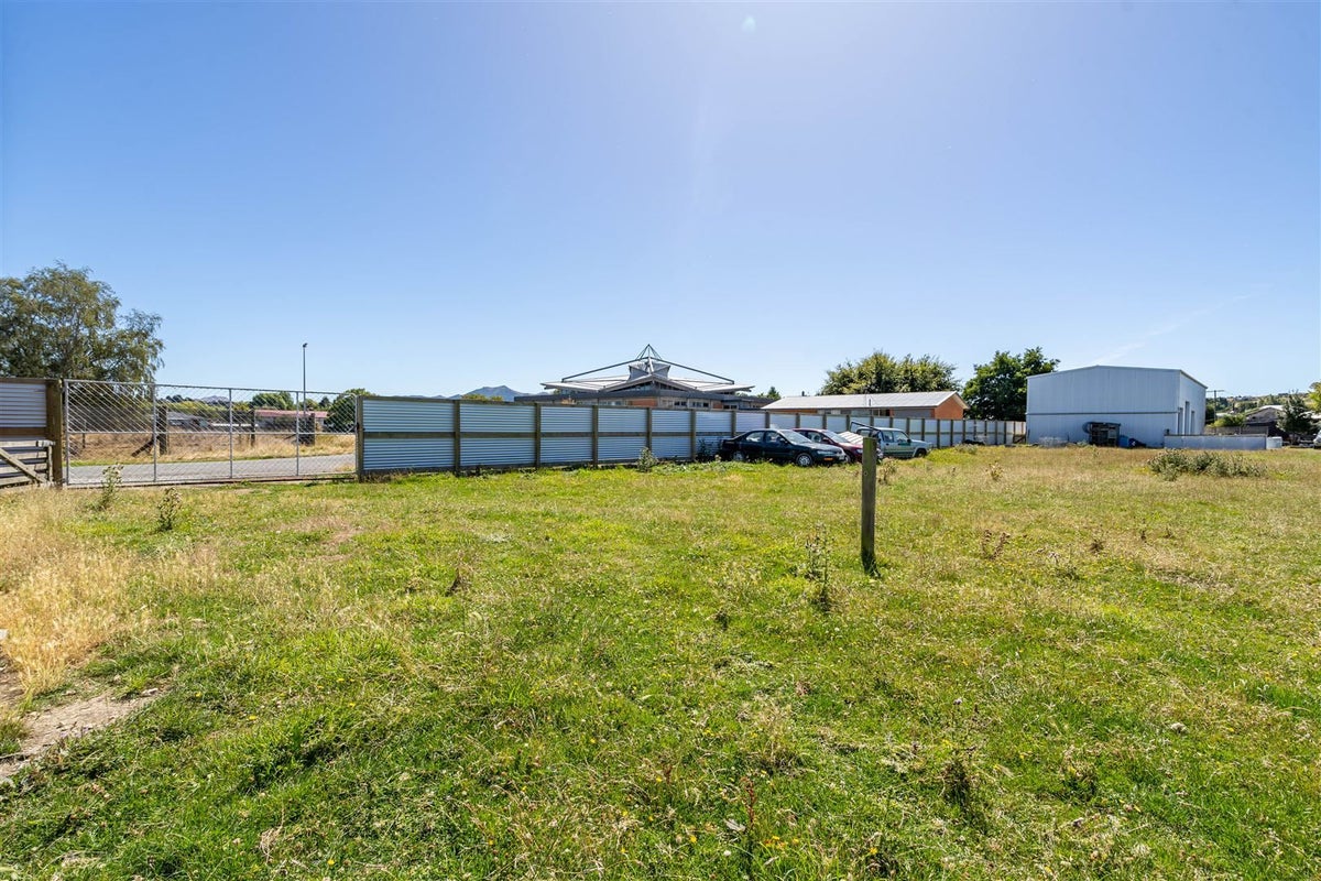 13 Waverley Street, East Gore, Gore - Carousel 28