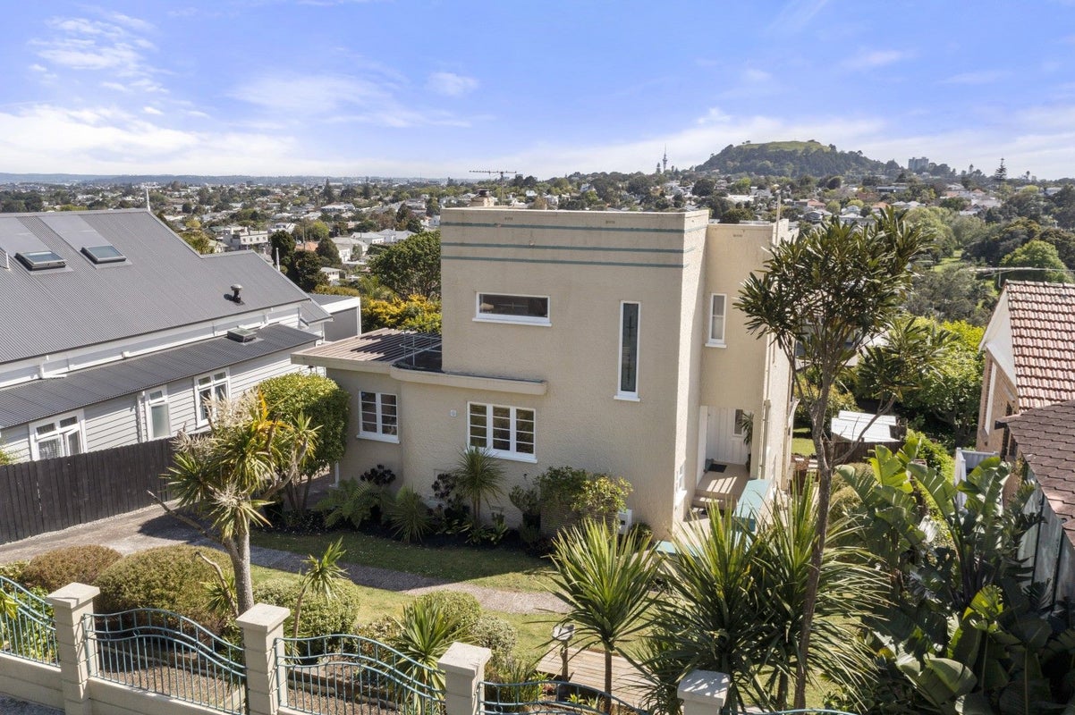 22 Rahiri Road, Mount Eden, Auckland - Carousel 2