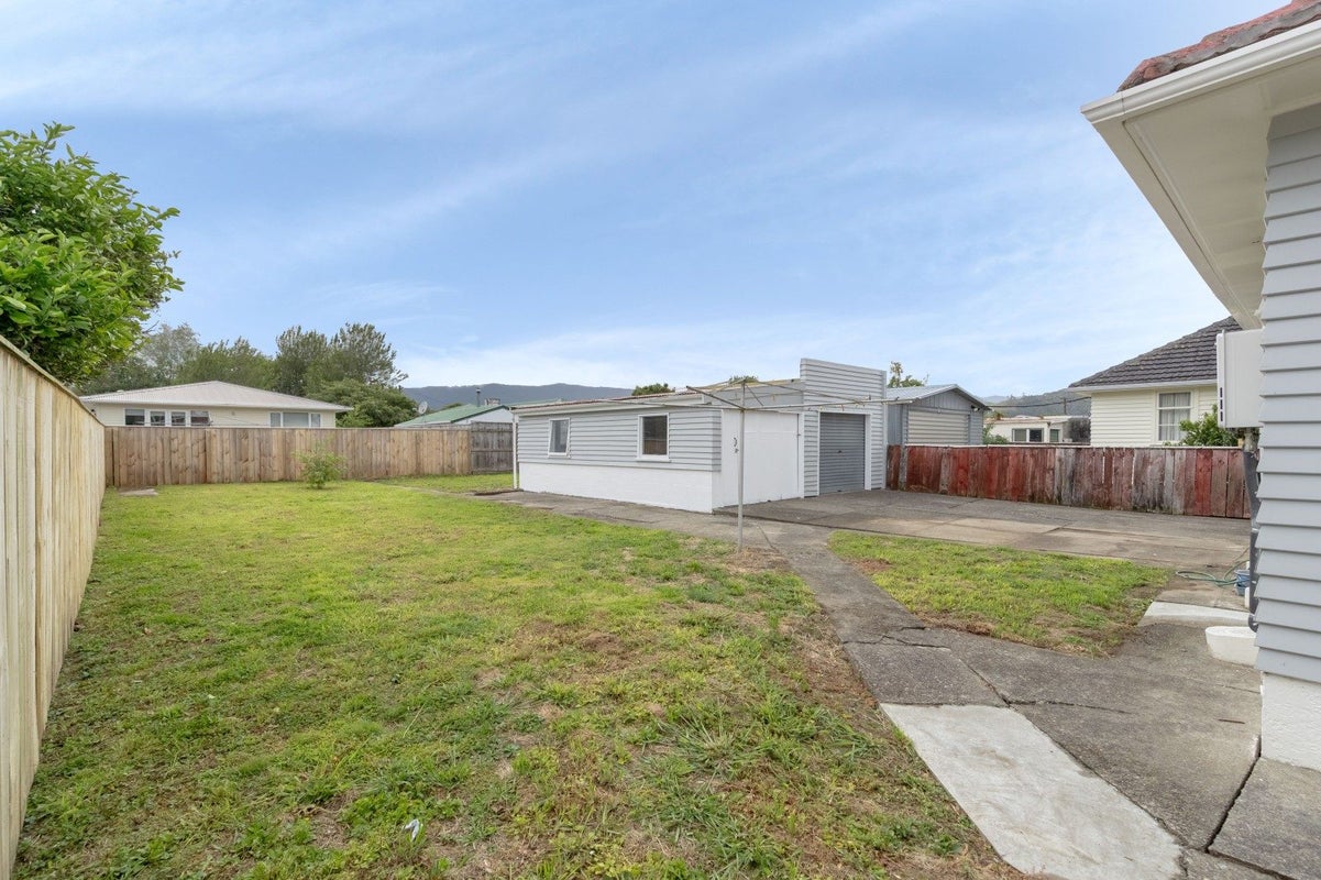 50 Clyma Street, Elderslea, Upper Hutt - Carousel 12