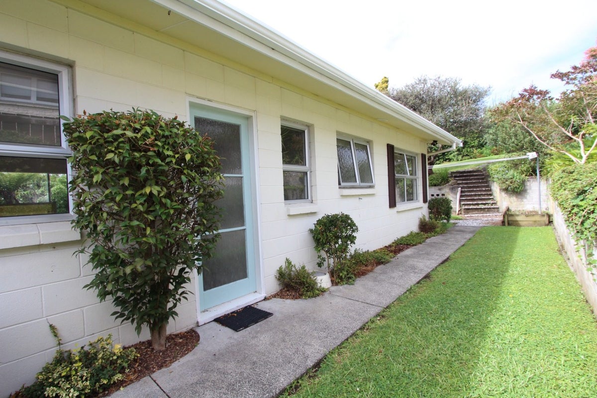 81 Tuhikaramea Road, Dinsdale, Hamilton - Carousel 20