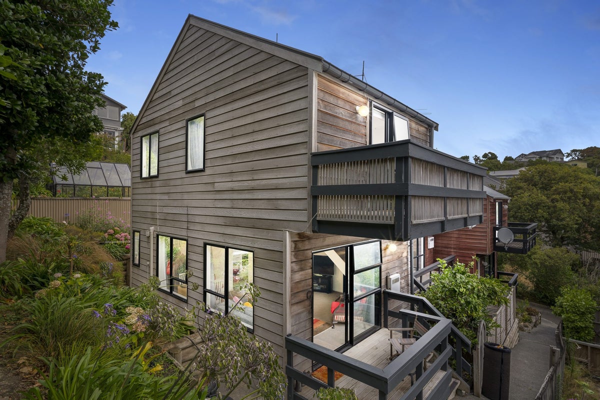 26/55 Hamilton Road, Hataitai, Wellington - Carousel 1