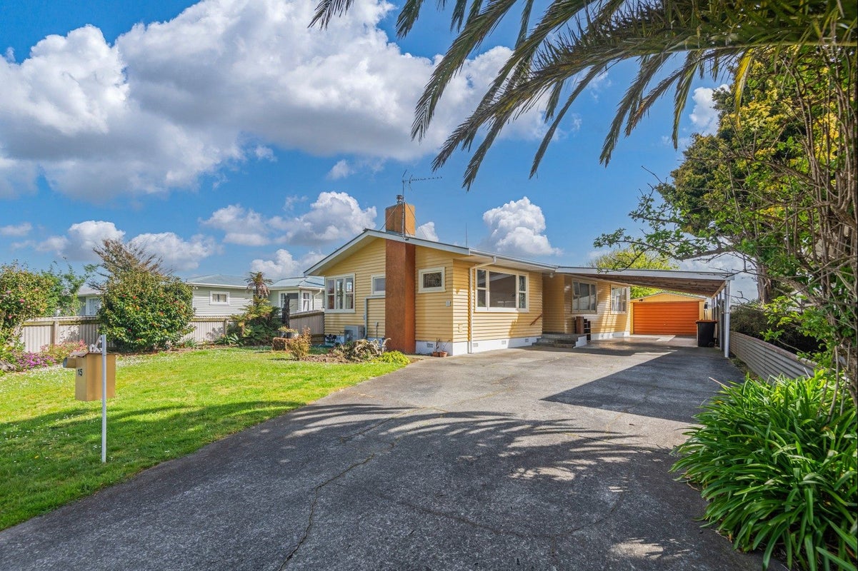 15 Sefton Avenue, Highbury, Palmerston North - Carousel 1