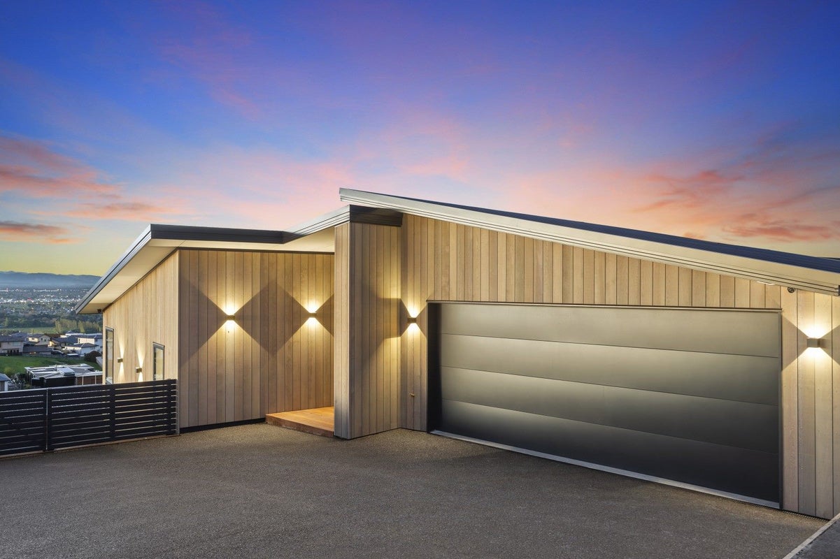 145 Penruddock Rise, Westmorland, Christchurch - Carousel 2