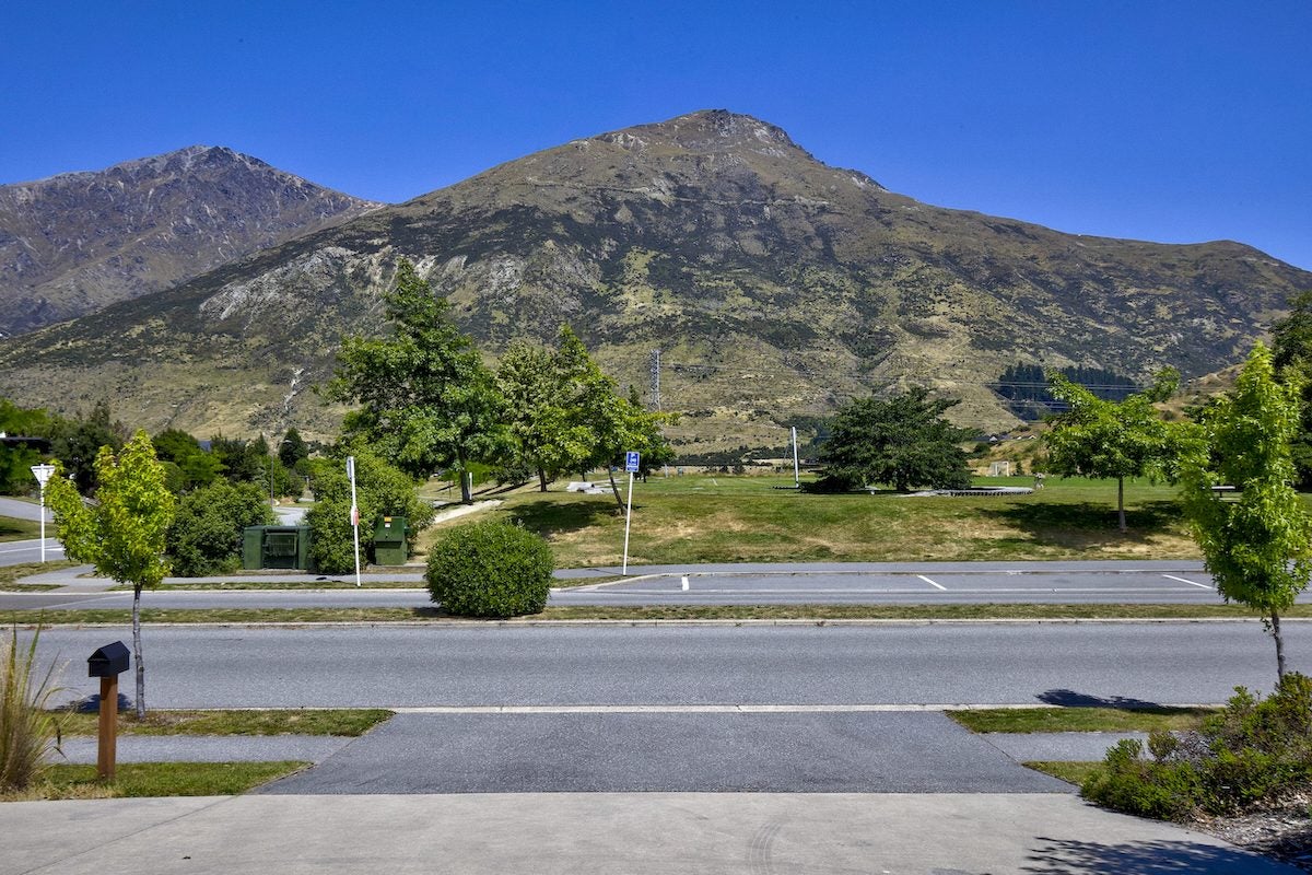 13 Hope Avenue, Lake Hayes, Queenstown - Carousel 9